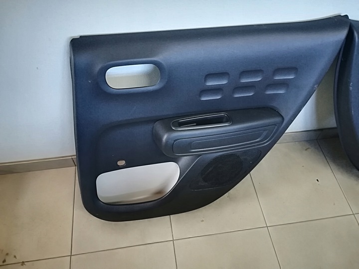 фото №2, Citroen c3 iii обшивки задні оббивка двері kpl