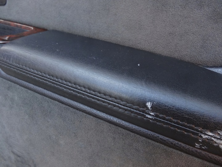 фото №2, Audi a8 d2 обивка боковина дверь soul перед правые оригинал