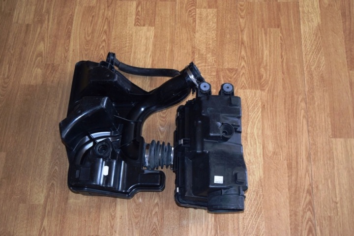 фото №9, Корпус фильтра воздуха smart fortwo ii 451 1.0 b
