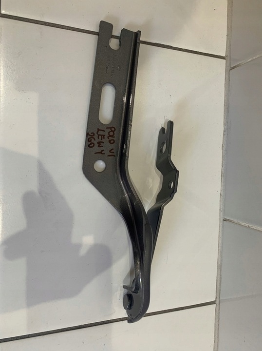 фото №1, Петля капота левый vw polo vi 2g0823301g