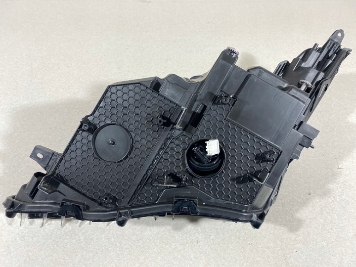 фото №9, Lexus rx450h rx iv 2015 полный led лампа правая перед