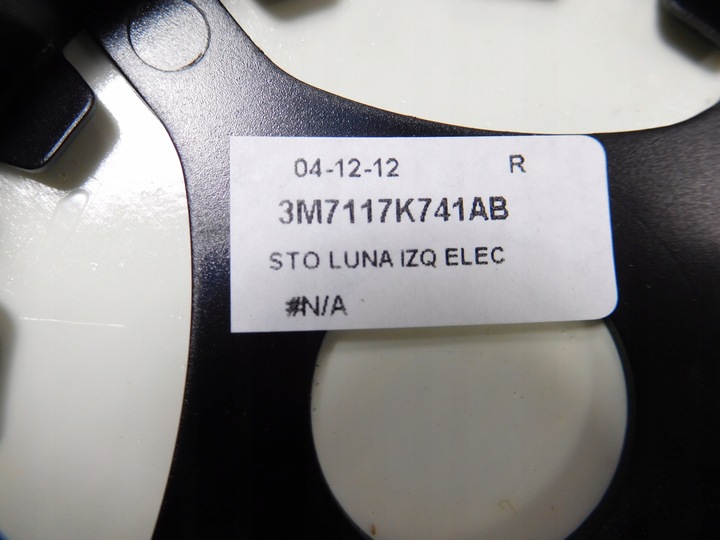 фото №7, Вкладка зеркало левого обогрев. mazda 2 dd21-69-1g7a