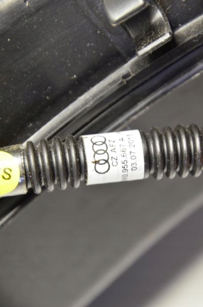 фото №6, Audi a4 8w бак склоомивача 8w0955451h
