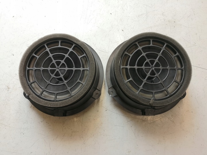 фото №1, Динамик bose дверь зад audi q3 8u0035411a