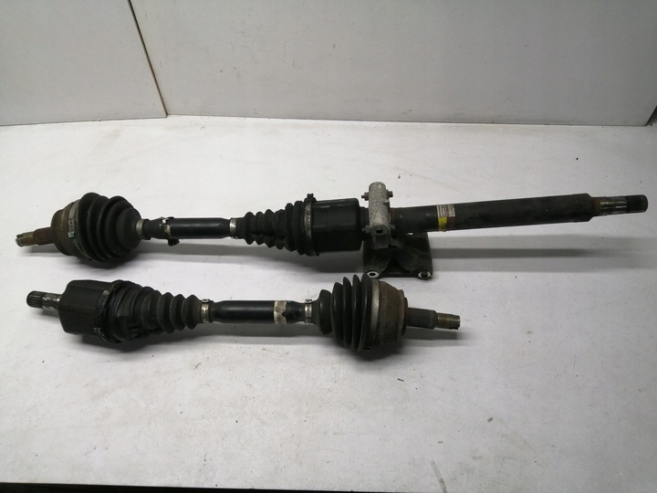 фото №1, Alfa romeo giulietta піввісь ліва 2.0 jtdm