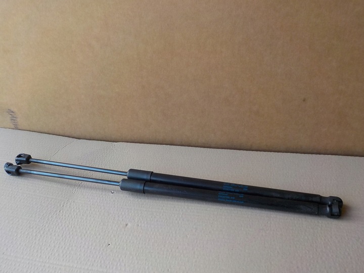 фото №1, Vw t-roc приводи кришки зад багажника 2ga827550