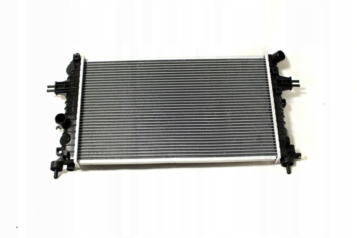 фото №1, Радиаторов opel astra h 3 iii 1,2 1,4 1,8 benz 04-