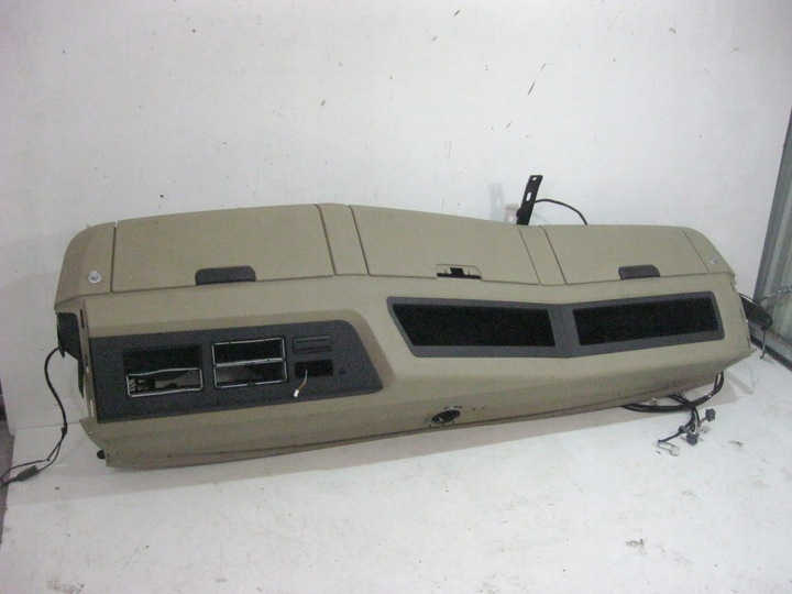 фото №1, Mercedes actros mp4 консоль верхняя бардачок полка