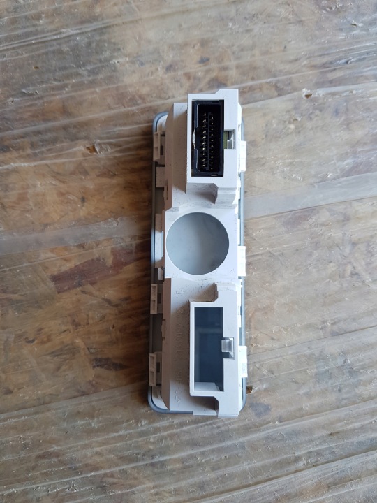 фото №4, Land rover discovery usb dh22-19c166