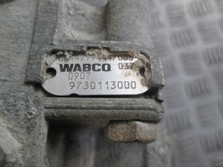 фото №8, Клапан przekaźnikowy mercedes axor mp ii 05-10r