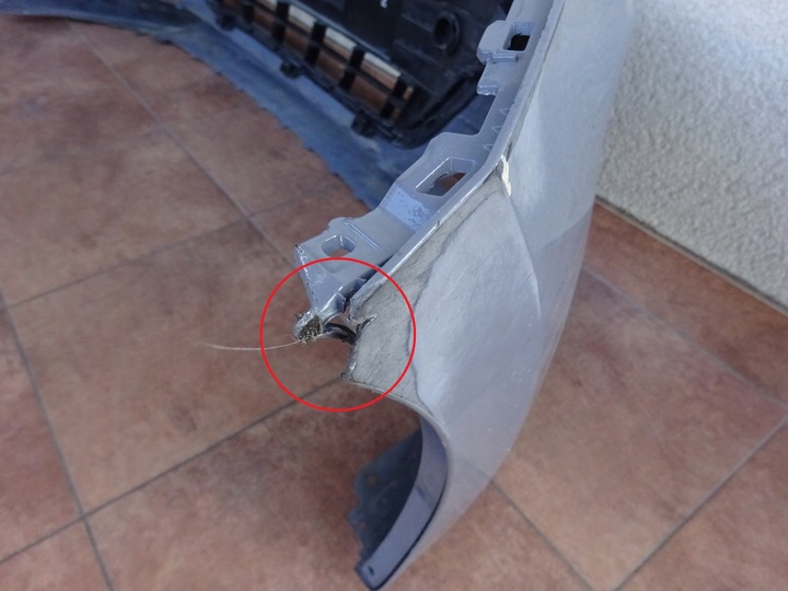 фото №11, Hyundai i20 2015- 15- бампер переднее решётка turbo