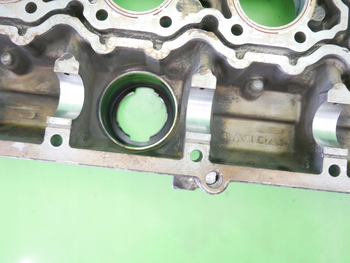фото №8, Кришка клапанів volvo s40 i 1.8 16v b4184s 95-99