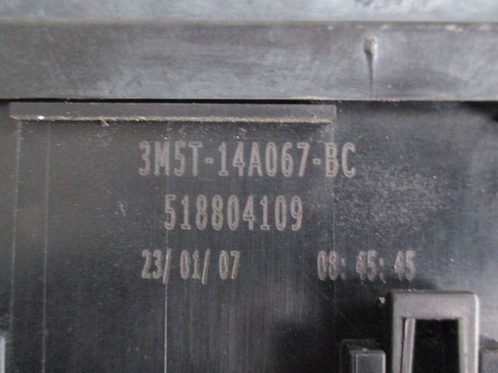 фото №6, Коробка предохранителей c-max 03-06 1.6 tdci