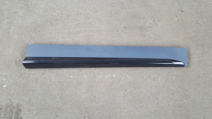 фото №1, Audi q5 16- планка дверь передняя правая новая oem