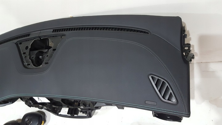 фото №5, Mercedes a-klasa w176 панель консоль подушка безопасности ремни оригинал демонтаж