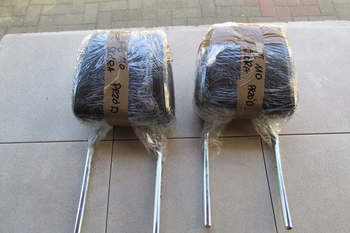 фото №8, Підголівник перед біла нитка шкіра focus mk3 2013