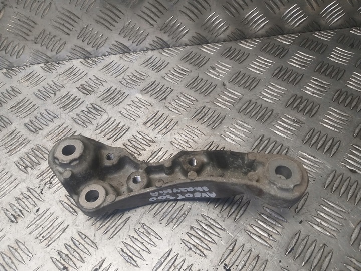 фото №1, Aveo t300 1.3 vcdi лапи кронштейн коробки 96852521