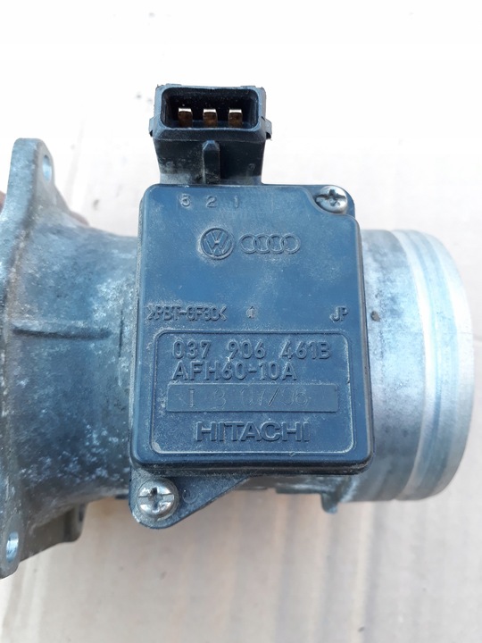 фото №2, Расходомер audi a4 b5 037906461b