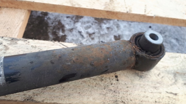 фото №11, A4 s4 b9 амортизатор зад задний 3.0 tfsi