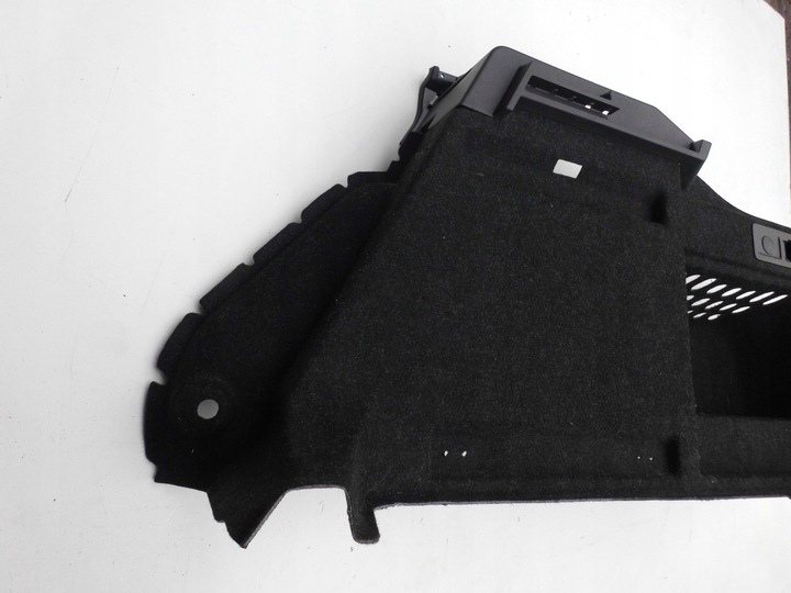 фото №8, Боковина обивка багажника правый superb iii hb