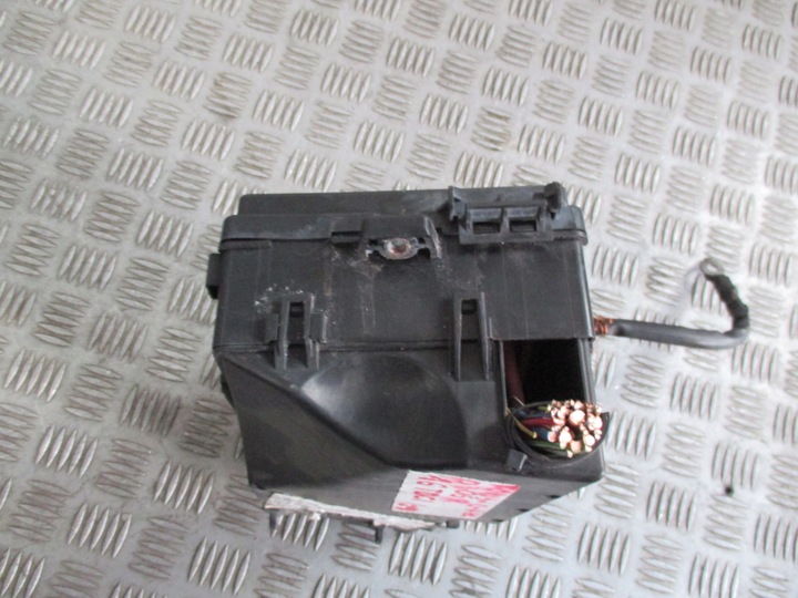 фото №8, Коробка предохранителей c-max 03-06 1.6 tdci