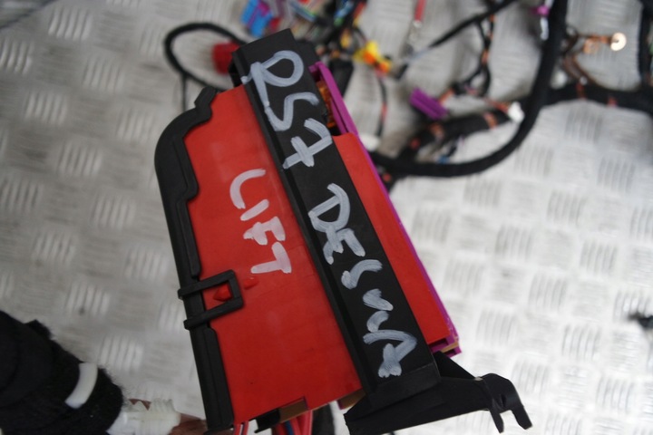 фото №5, Audi rs7 a7 4g8 рестайлинг установка жгут панели