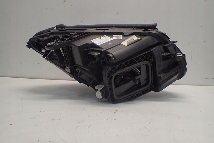 фото №5, Лампа левая mercedes c-klasa w205 рестайлинг 18- полный led