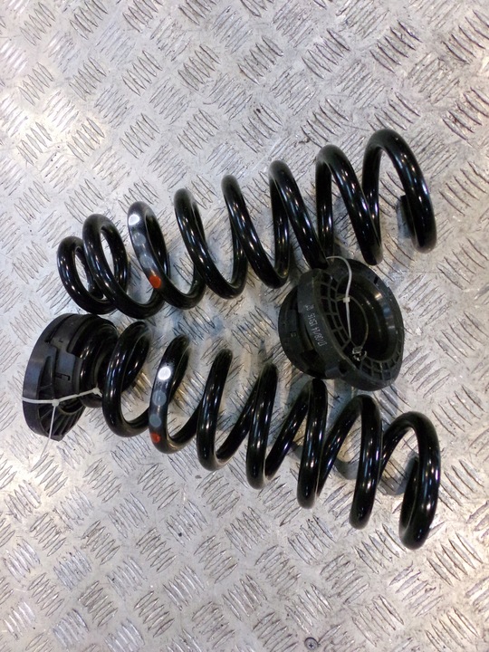 фото №1, C w205 пружины подвешивание a2053241004 mercedes