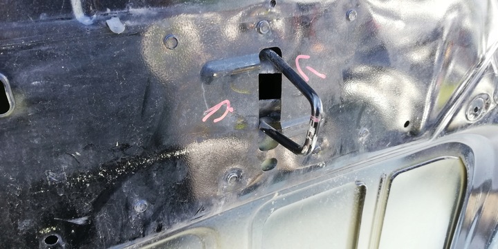 фото №8, Citroen c5 ii 2 08- капот кришка двигуна