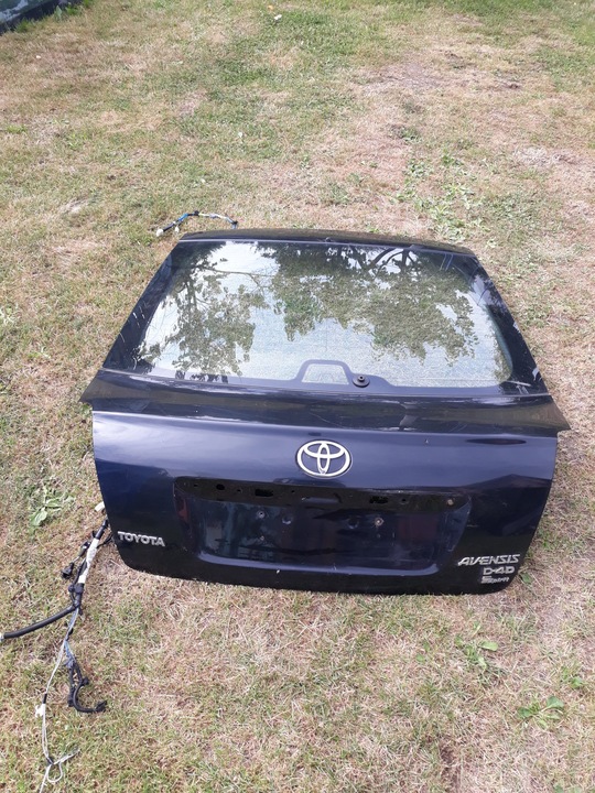 фото №1, Toyota avensis ii t25 задняя крышка багажника hb 209