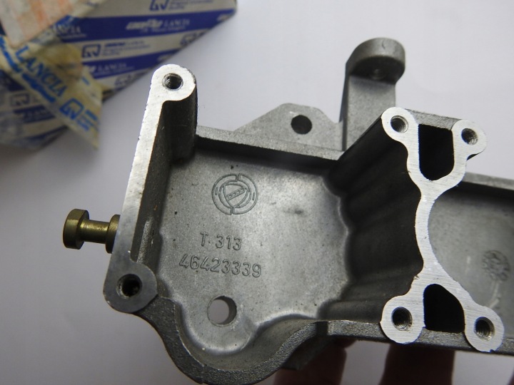 фото №7, Кронштейн катушка зажигания fiat palio siena 1.4 8v