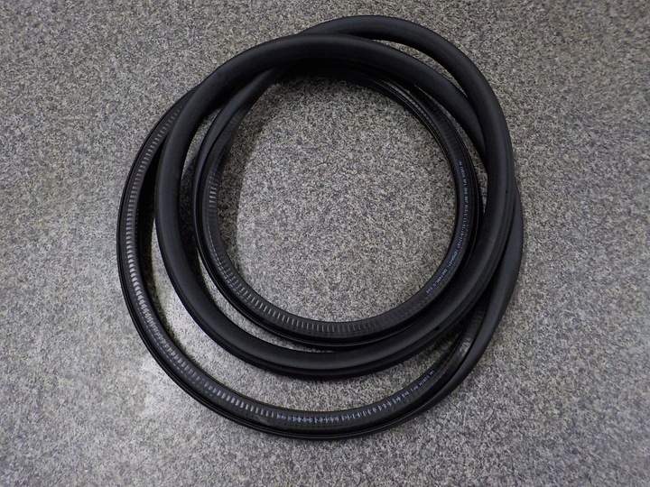 фото №1, Прокладка дверь зад volkswagen golf vi 2008-2012