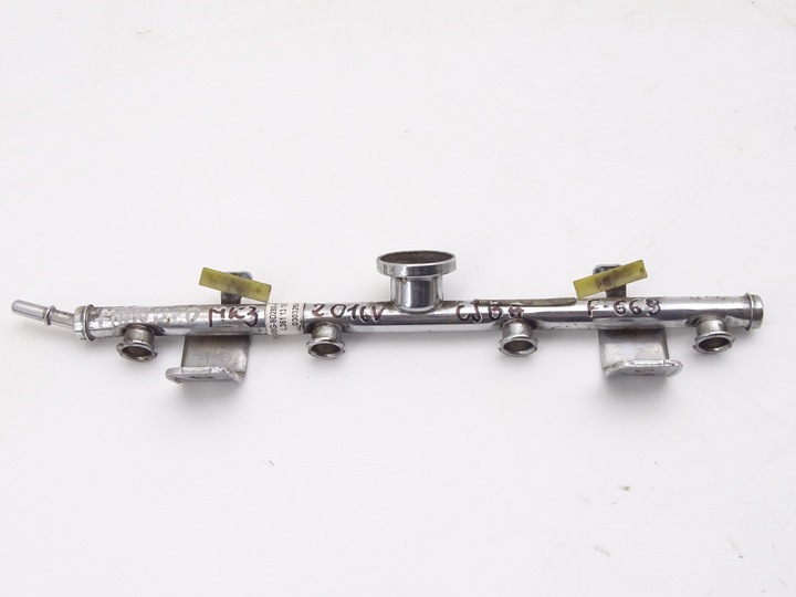 фото №1, Ford mondeo mk3 1.8 2.0 16v планка вприскувальний