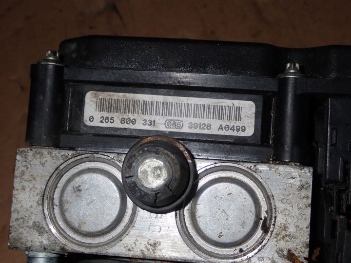 фото №7, Nissan almera tino 00-06 блок керування abs дизель