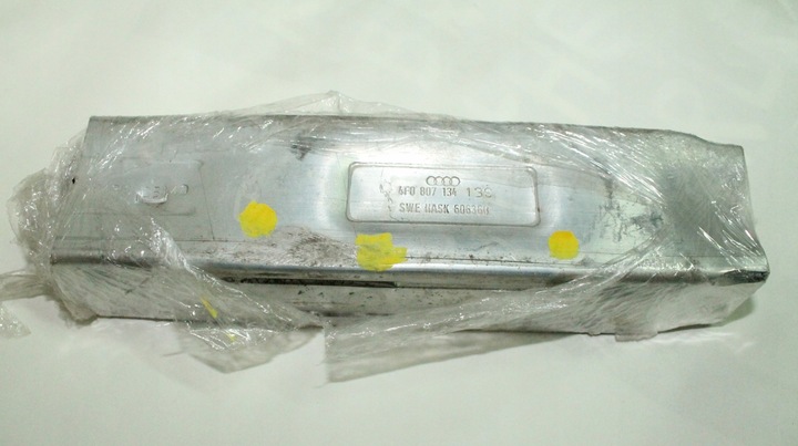 фото №1, Відбійник зона зминання права audi a6 c6 4f0807134