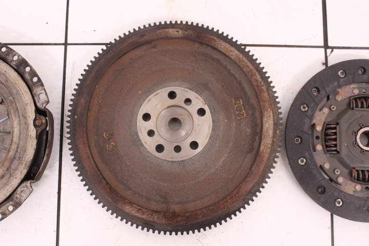 фото №10, Зчеплення комплектні smart fortwo ii 451 1.0 b