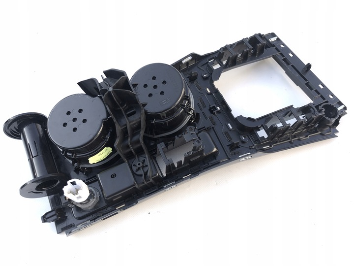 фото №5, Консоль средняя держатель 5g1864263an kmr vw golf 7