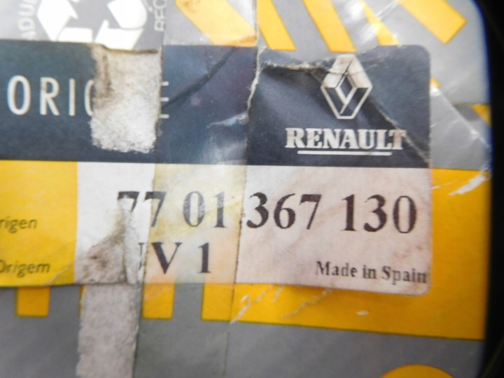 фото №9, Вкладка зеркало l renault rapid 7701367130