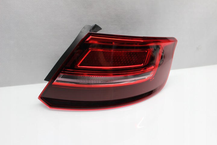 фото №6, Audi a3 sportback рестайлинг 8v лампа правые зад 2016+