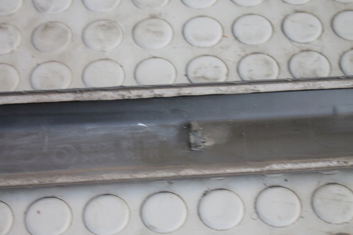 фото №4, Планка дверь левый зад 33a subaru outback iii 03-09