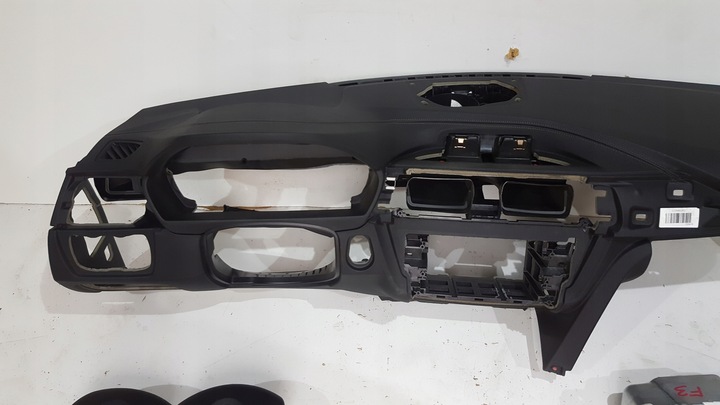 фото №6, Bmw 3 f30 f31 f34 панель консоль подушка безопасности подушки ремни оригинал демонтаж