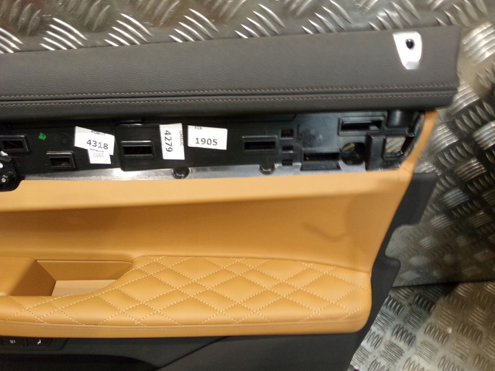 фото №8, Bmw g11 g12 оббивка боковина двері перед зад шкіра