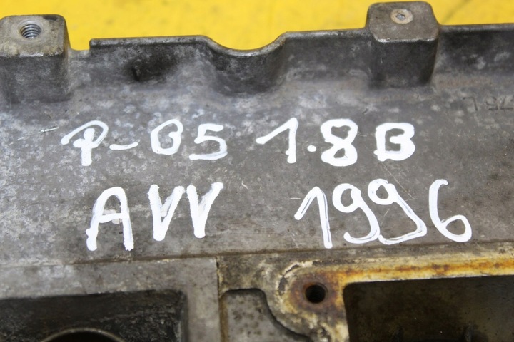 фото №8, Кришка клапанів vw passat b5 1.8 b 063103475l