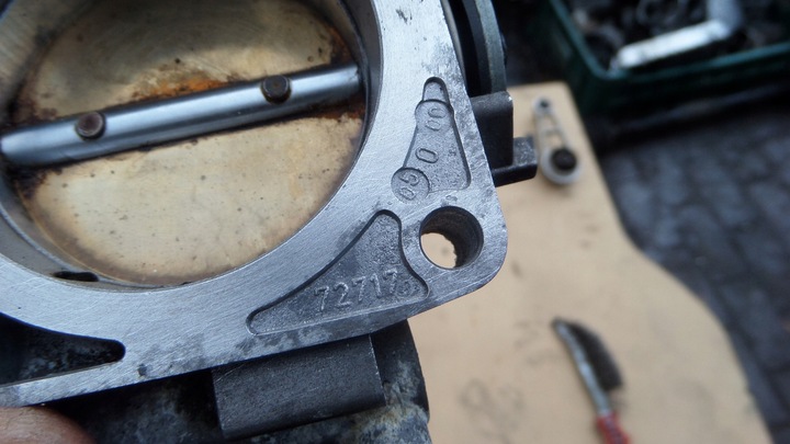 фото №10, Дросельна заслінка 459088/07 volvo 460 2.0 8v