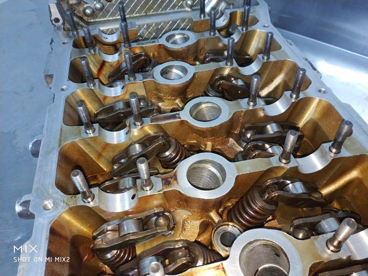 фото №6, Audi a8 d3 bentley gt 6.0 w12 головка 07c103374q