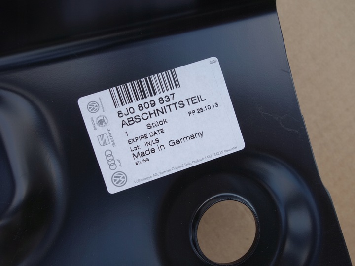 фото №3, Поріг обшивка audi tt 8j0 алюмінієві нове!!