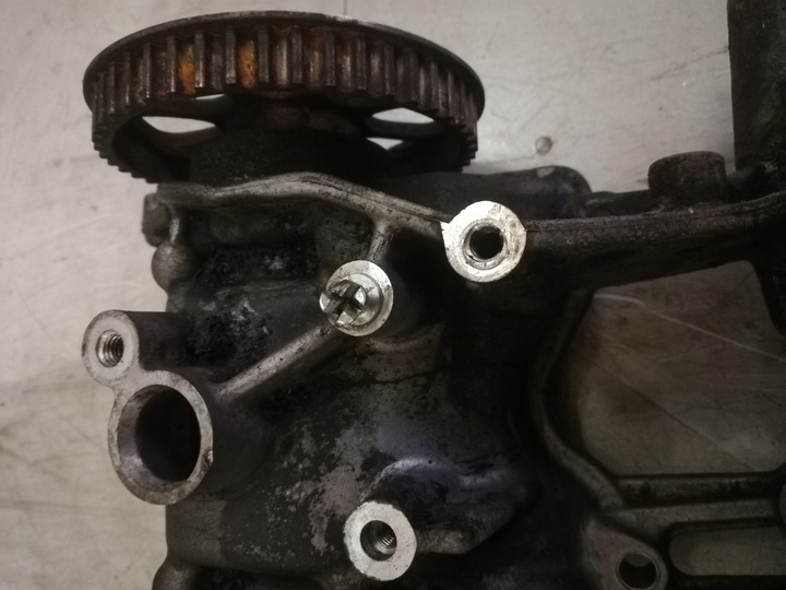 фото №12, Ford focus mk4 крышка валы головка двигателя 1.0