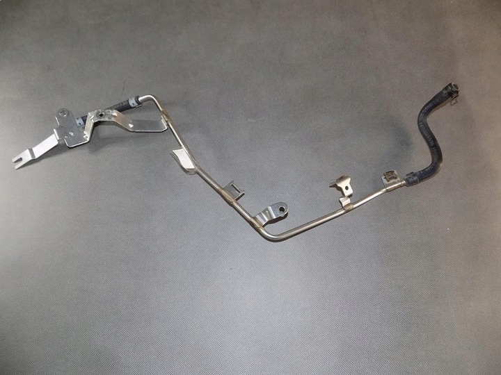 фото №1, Vw touareg 7p трубка шланг 7p6131552d