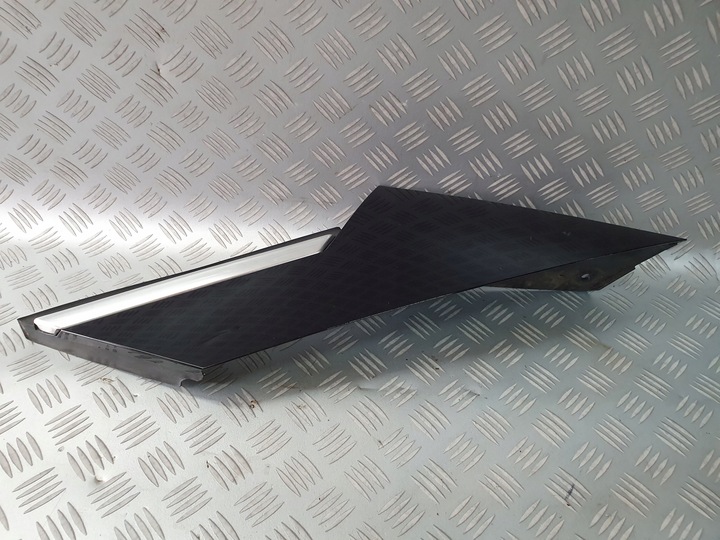 фото №3, Заглушка планка крыльев левая зад opel astra k