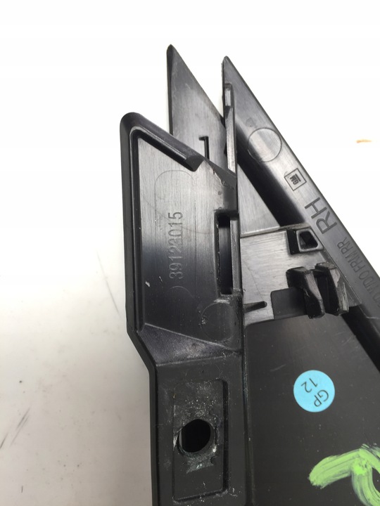 фото №3, Crossland x треугольник заглушка дверь правый зад